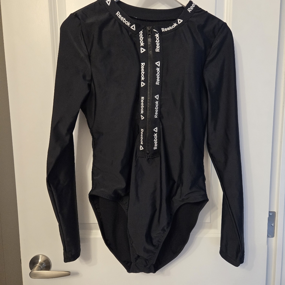 Reebok Long Sleeve One‎ Piece - Large